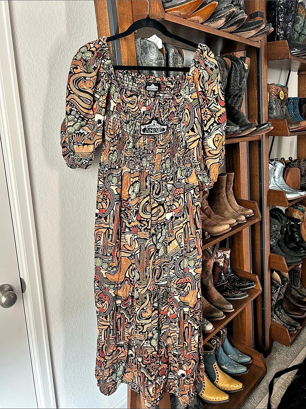 Angie Smocked Bodice Maxi Dress Abstract Print Maxi Dress Size Large NWT